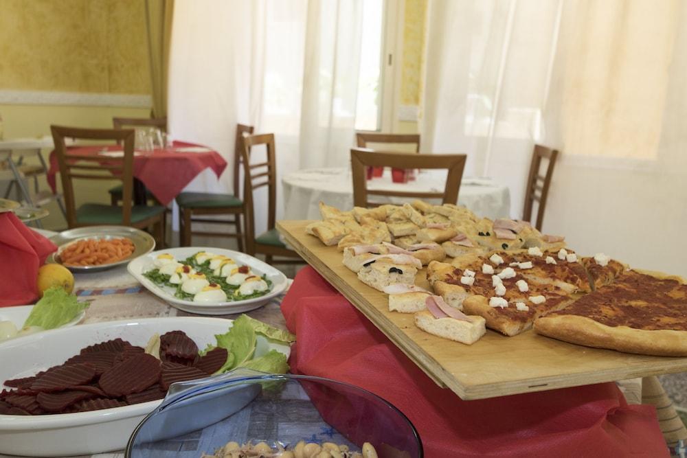 Hotel Giannella Rimini Dış mekan fotoğraf
