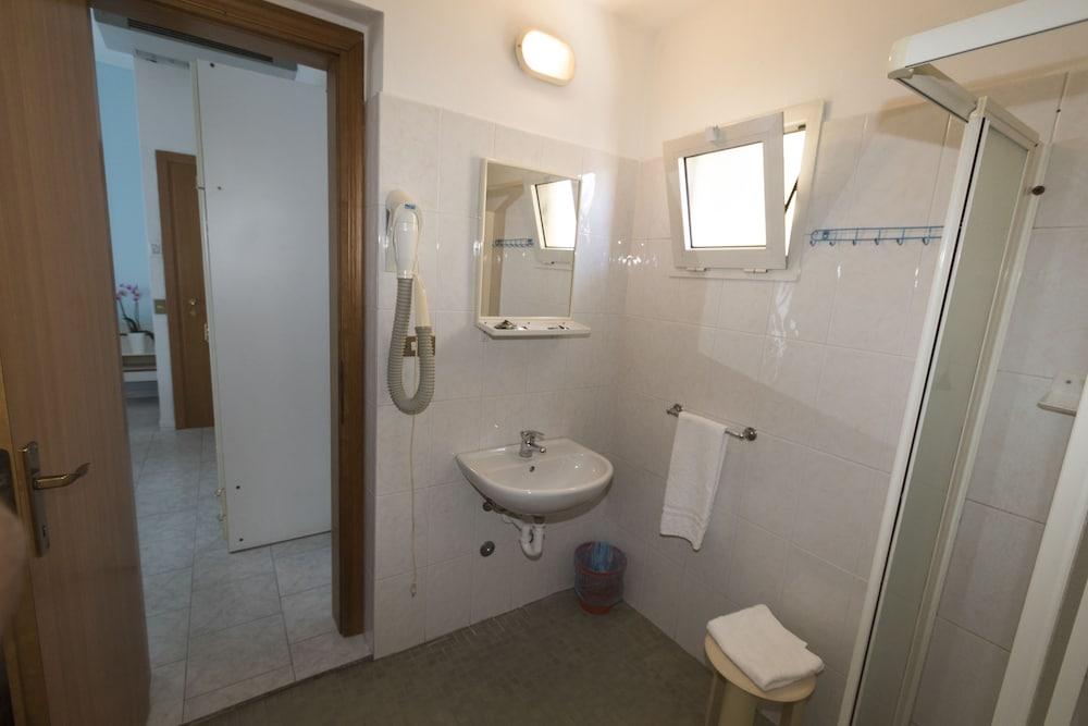 Hotel Giannella Rimini Dış mekan fotoğraf