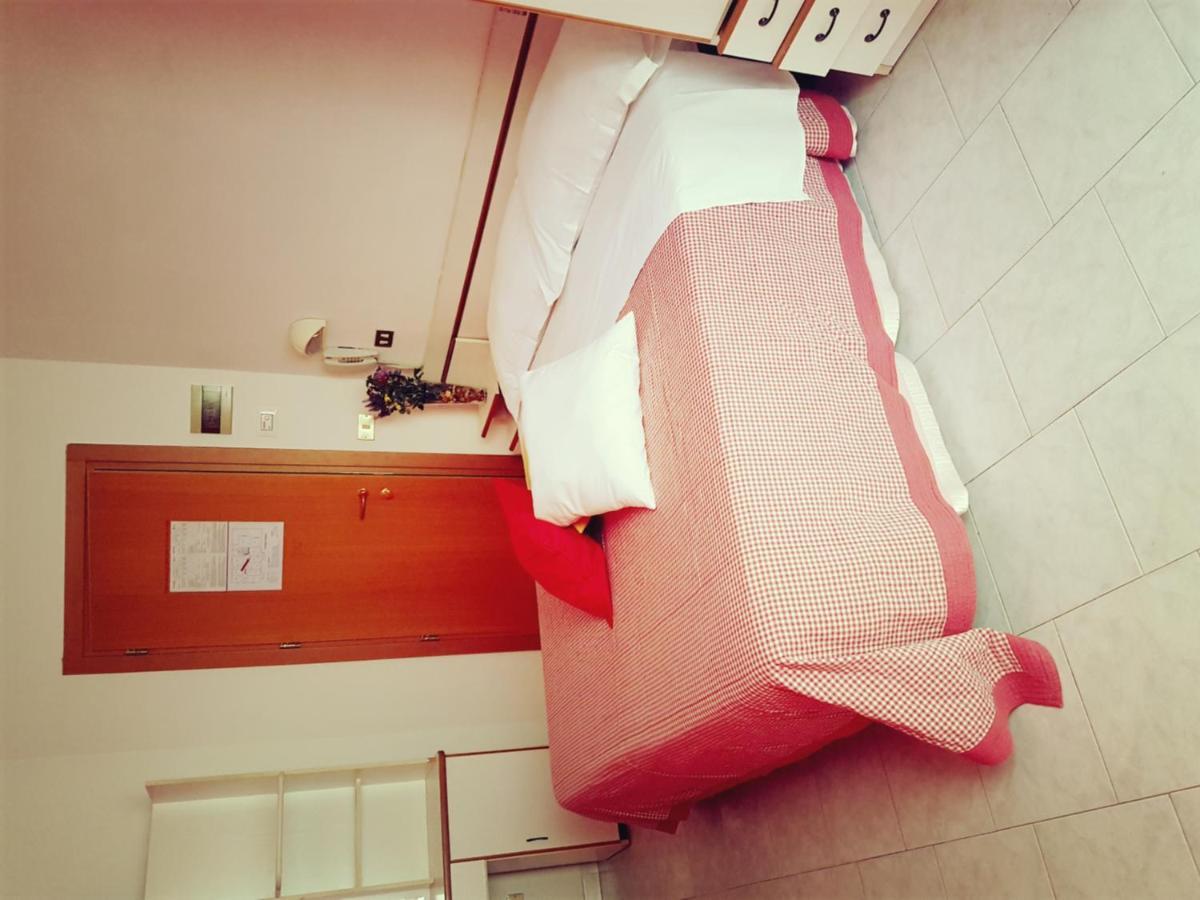 Hotel Giannella Rimini Dış mekan fotoğraf