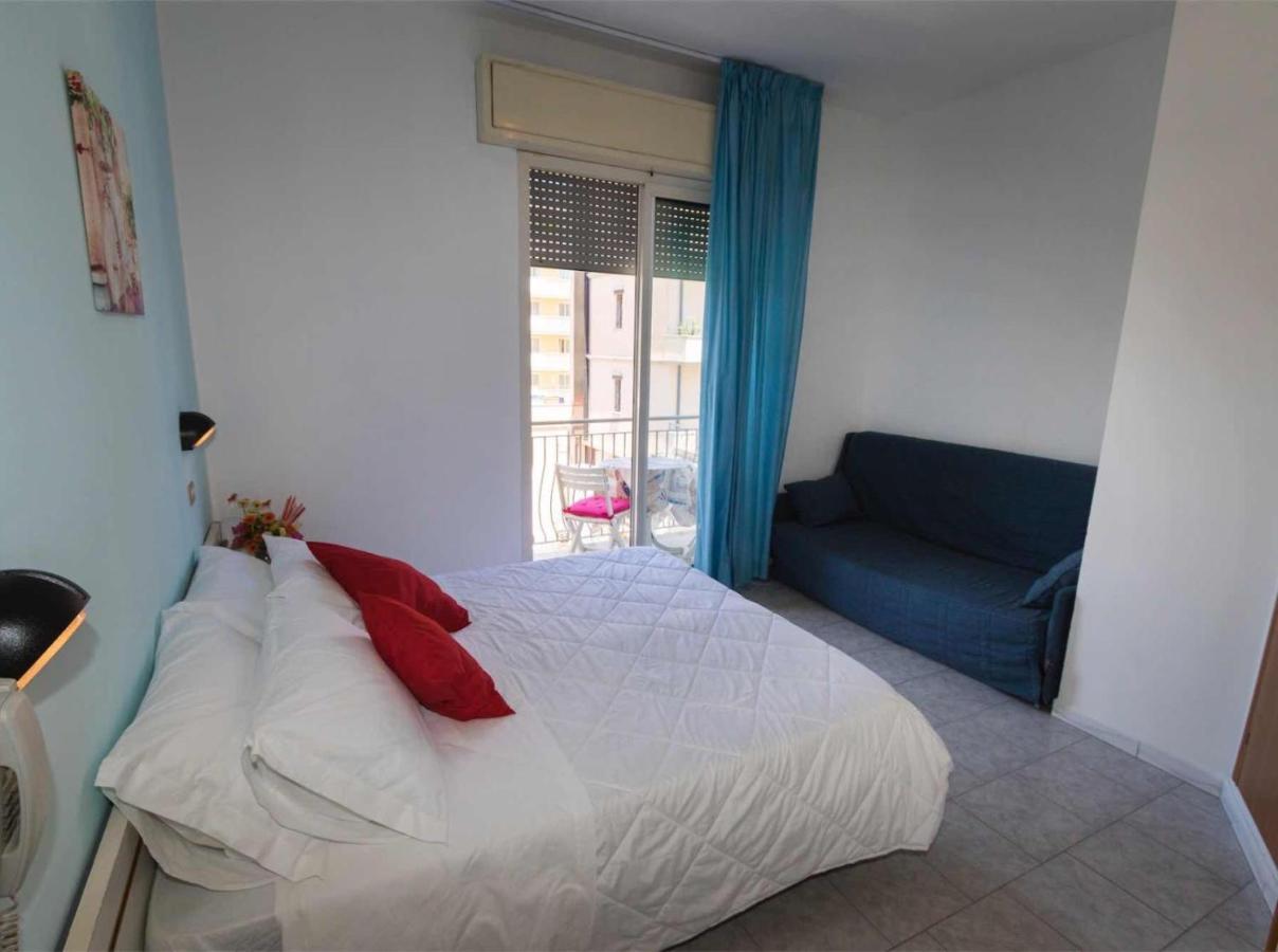 Hotel Giannella Rimini Dış mekan fotoğraf