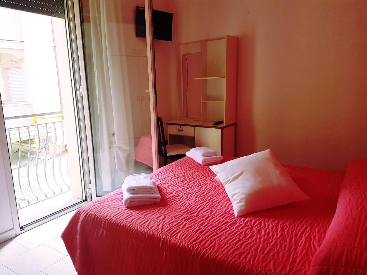 Hotel Giannella Rimini Dış mekan fotoğraf