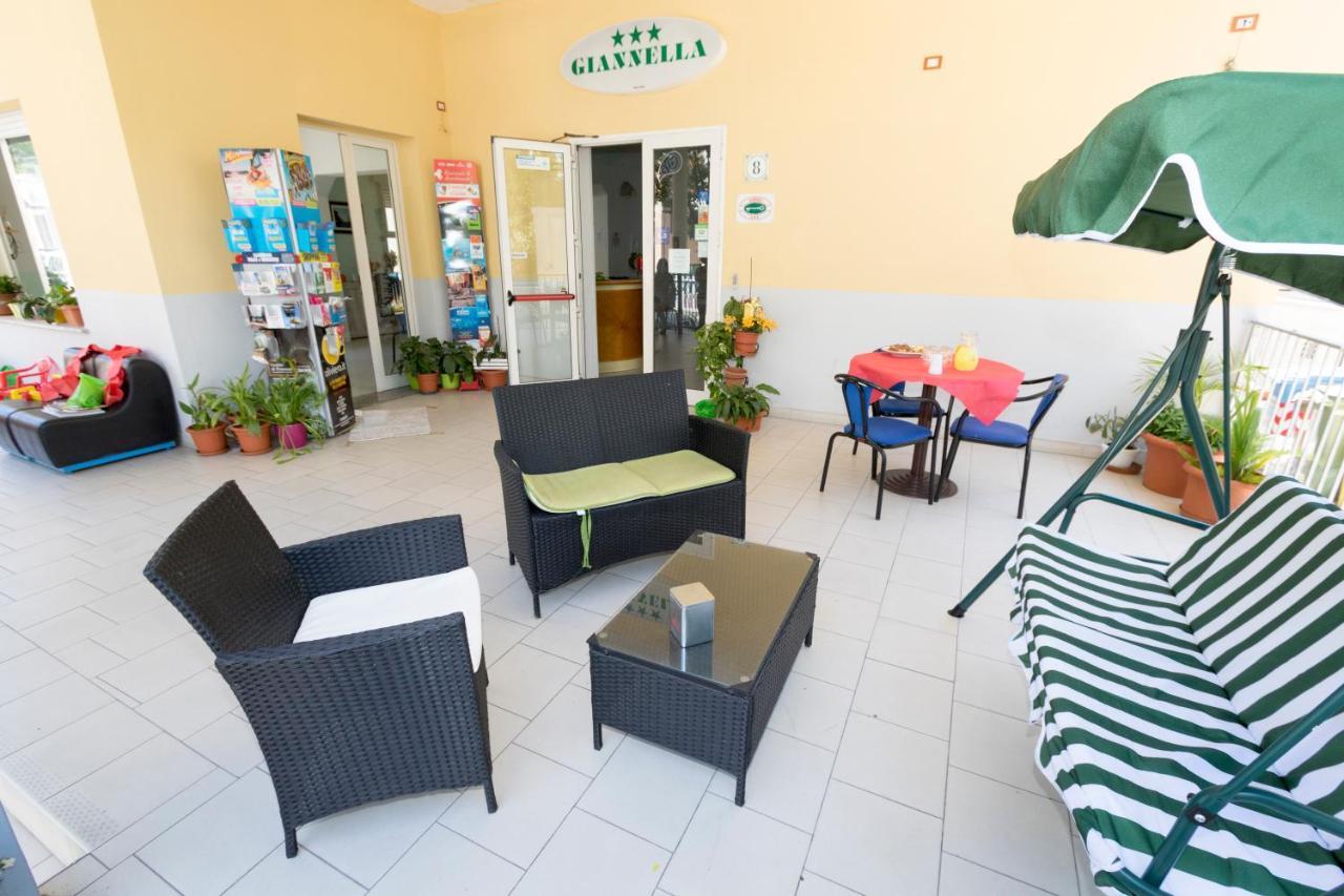 Hotel Giannella Rimini Dış mekan fotoğraf
